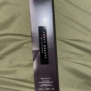 FENTY beauty by Rihanna cover up, brand new!! I just opened the box, color shown